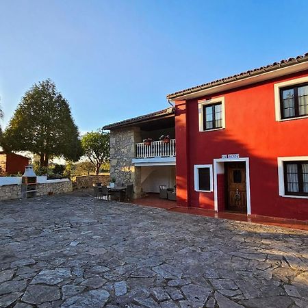 Casa La Venta De Pedro Villa Ribadesella Eksteriør bilde
