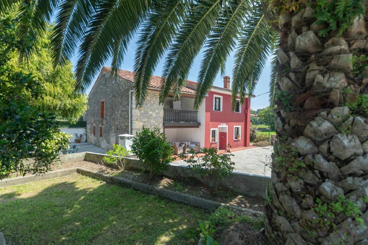 Casa La Venta De Pedro Villa Ribadesella Eksteriør bilde